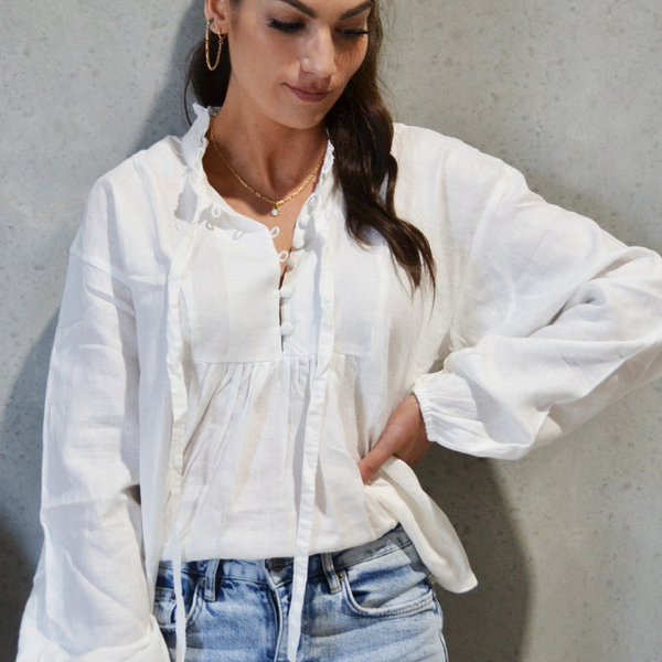 House of Lacuna ~ Louisa Blouse in white